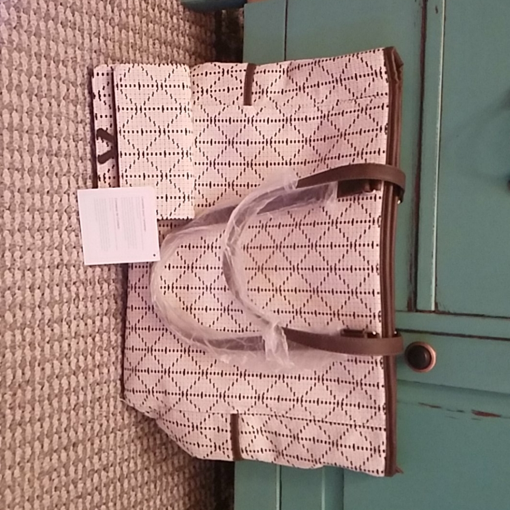 NWT Thirty One  hand bag and wallet